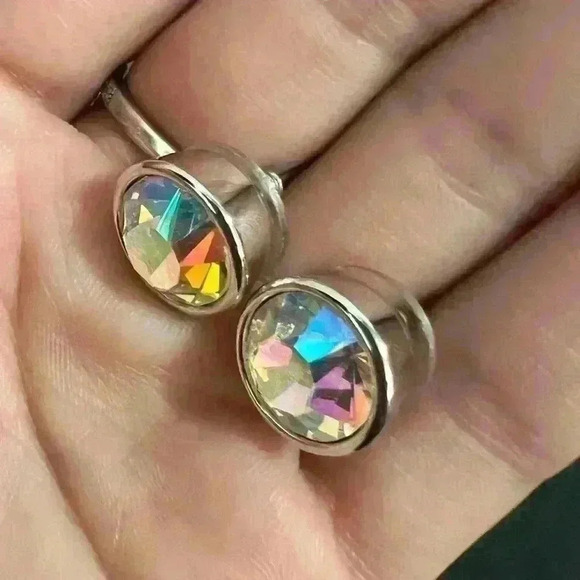 NWOT | Betsey Johnson | Kaleidoscope Diamond Stud Earrings - Picture 13 of 13